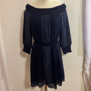 NWT Alice and Olivia Pammy indigo off the shoulder eyelet lace mini dress